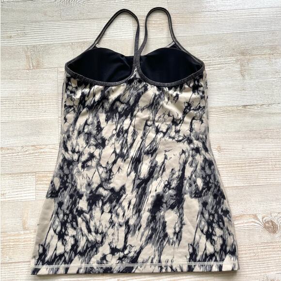 Lululemon Power Y Tank Top in Luon | Black/Tan Marble Size 6‎ - Picture 2 of 5